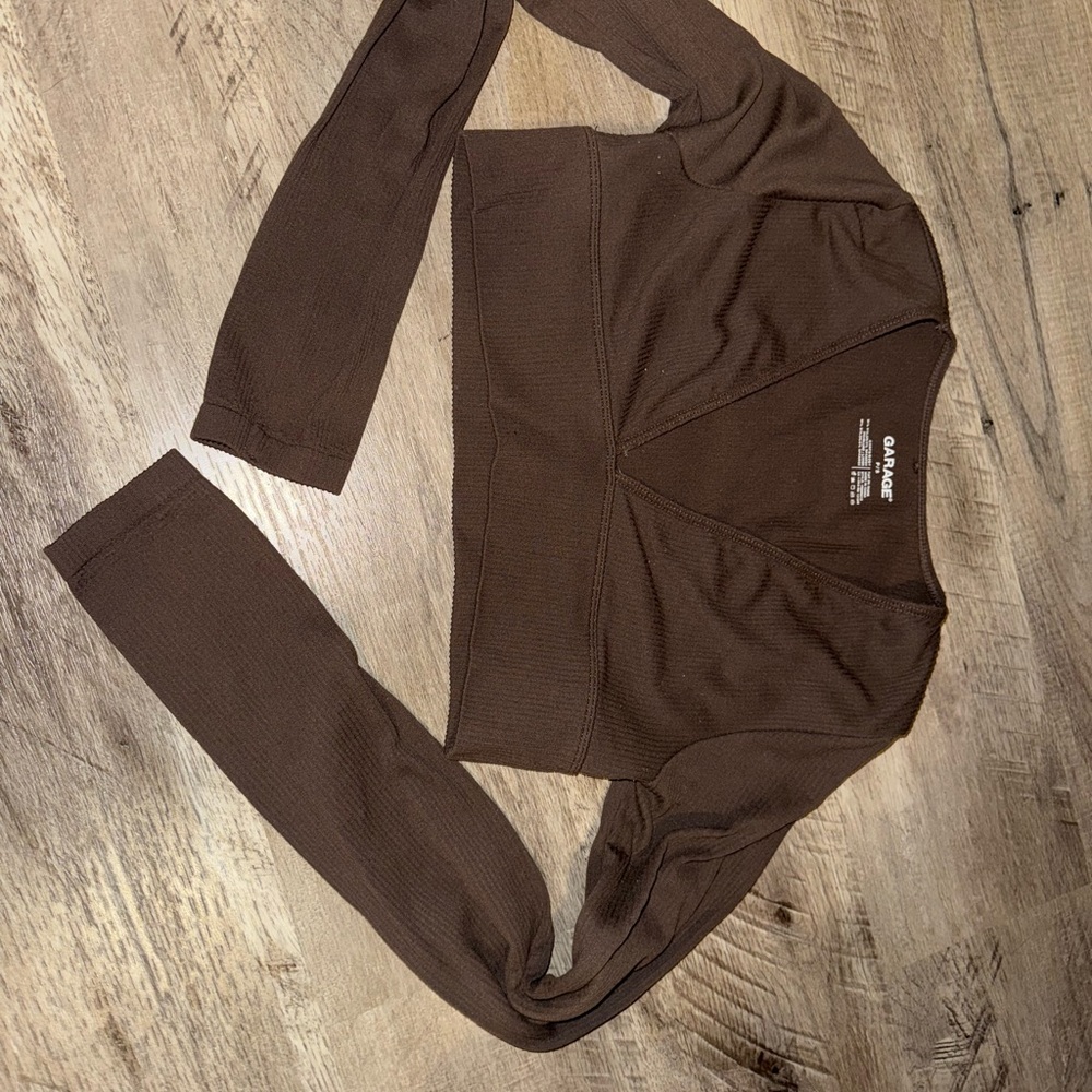 Garage Brown Long Sleeve Crop Top